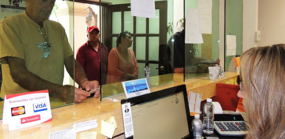 Los ayuntamientos de La Plana Baixa 'meten la tijera' a los impuestos para 2019, año electoral