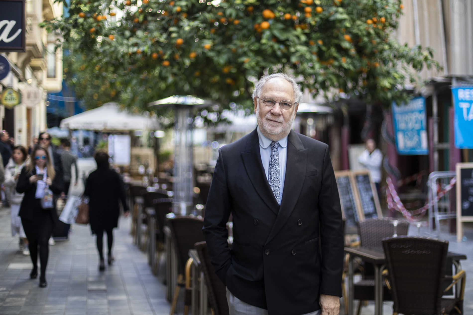 Ernesto Ekaizer: “En el juicio de Bankia faltan en el banquillo el Banco de España y la CNMV”