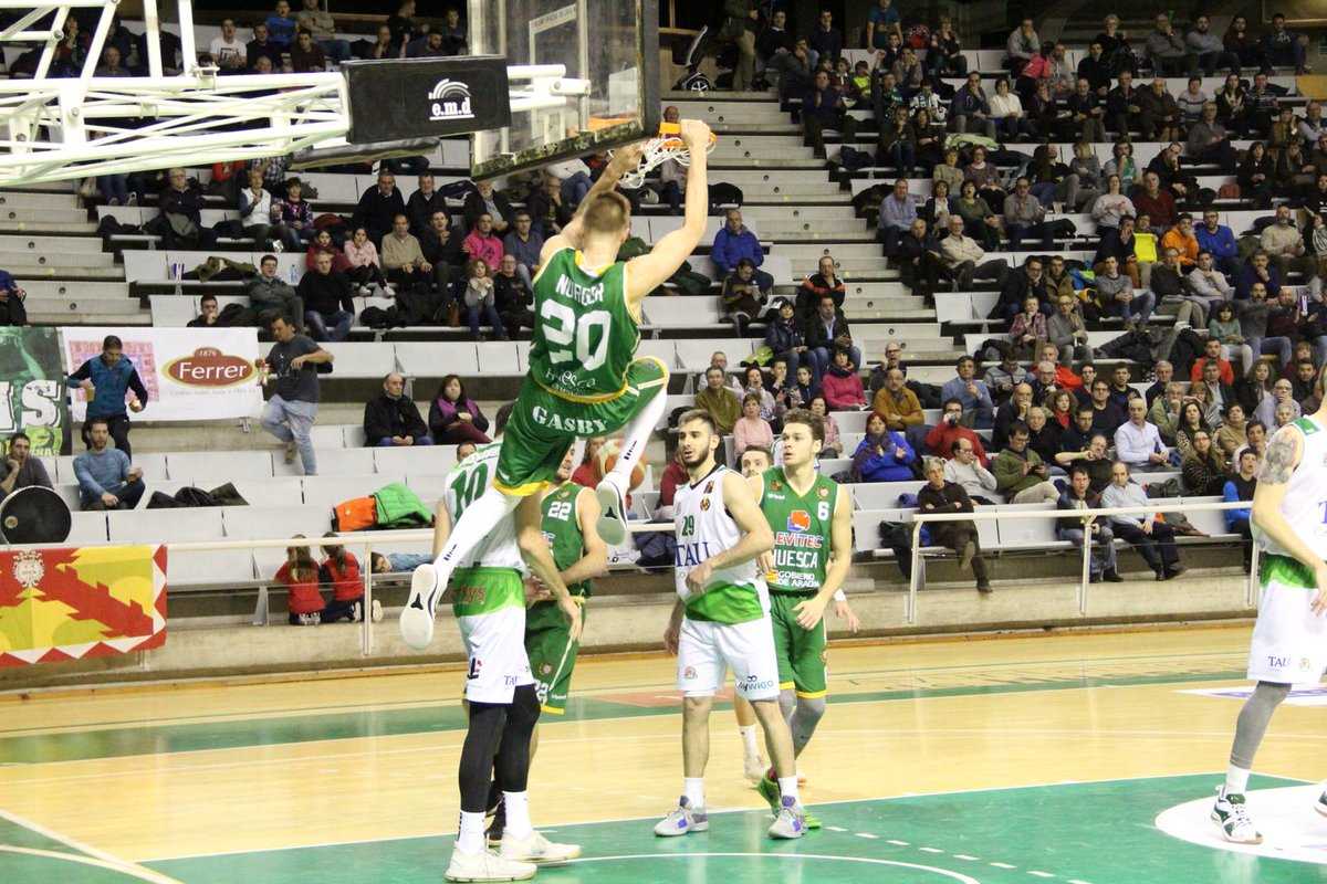 El Tau cae en Huesca lastrado por las bajas (95-84)