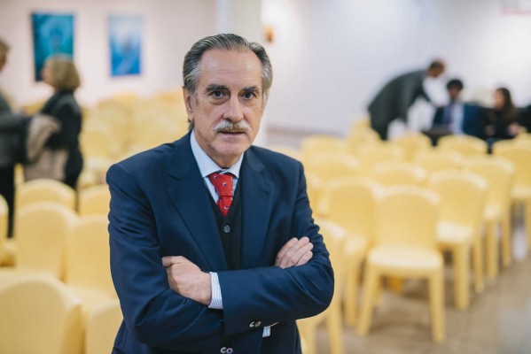 Valeriano Gómez: 