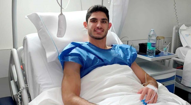 Guedes es operado con éxito y estará dos meses de baja
