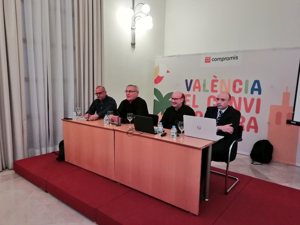 Compromís se fija en París y Barcelona para avanzar en la descentralización de València 