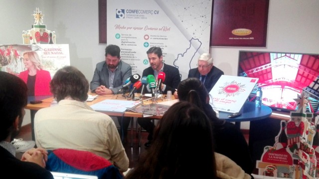 La unión de patronales permite a 10.000 comercios valencianos compartir campaña navideña