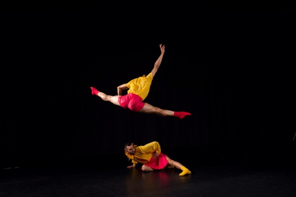 Cienfuegos Danza estrena un programa doble para seis bailarines
