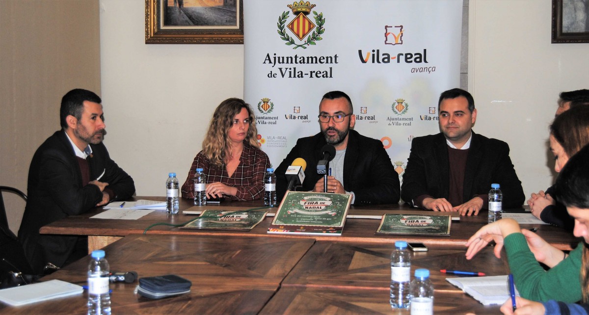 El alcalde Vila real, José Benlloch, presentó las actividades comerciales y de ocio durante la navidad. - 