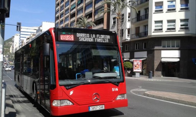 Atasco en el diseño del nuevo contrato de buses: la adjudicataria renuncia por vínculos con Vectalia