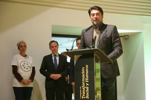 Barcala rechaza la mano tendida y emplaza a Escola a justificar el 