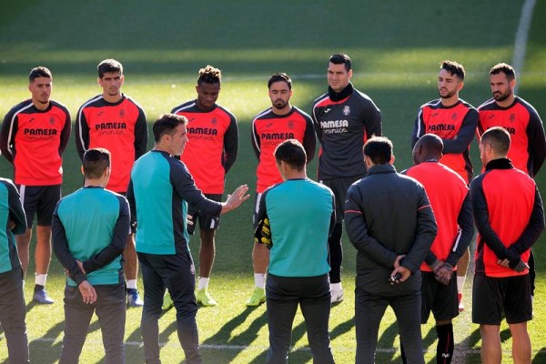 Villarreal y Spartak se juegan el todo o nada en el debut de Luis García