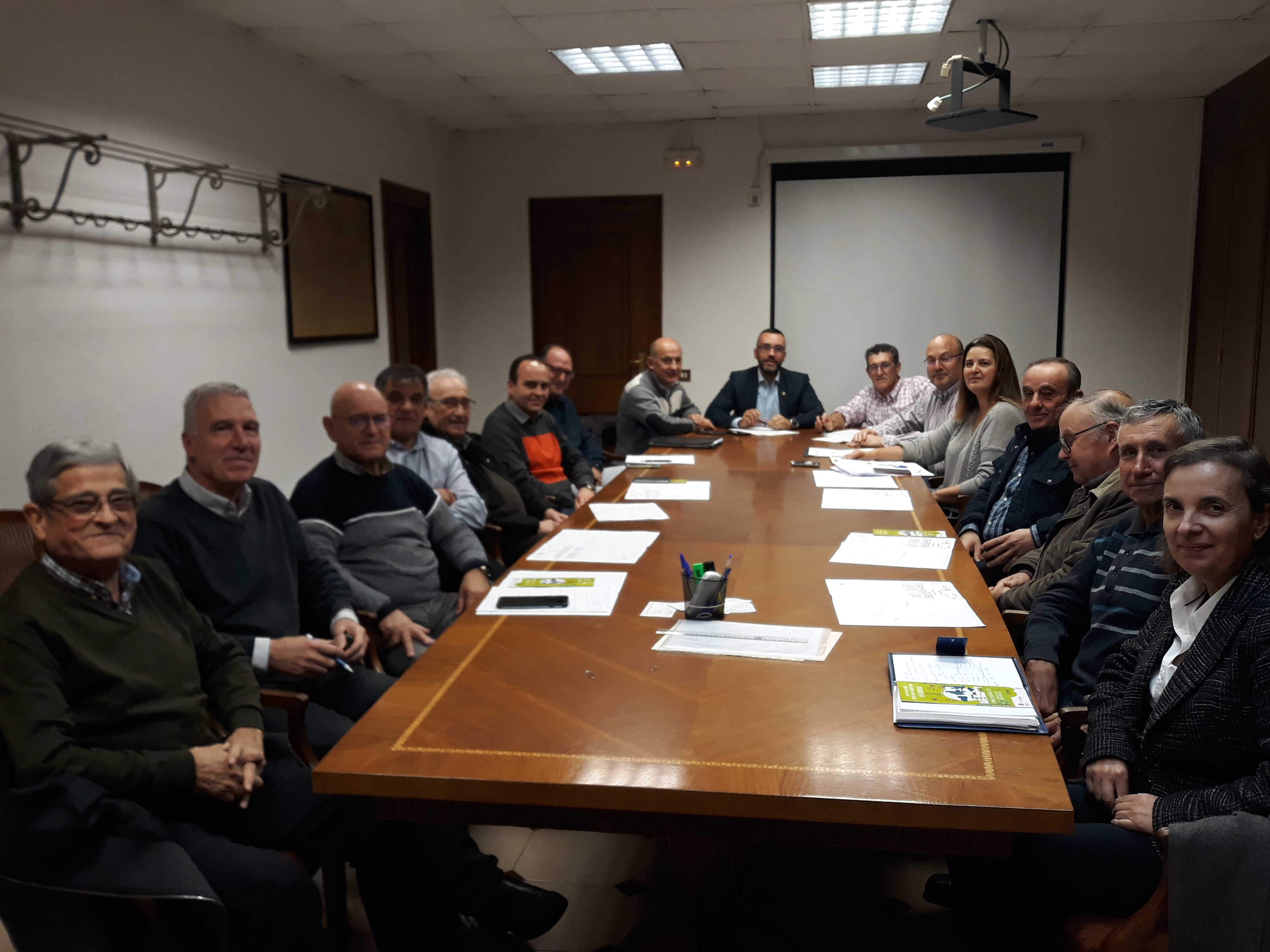 Vila-real se suma a les mobilitzacions en defensa de la citricultura i promou una tertúlia agrària