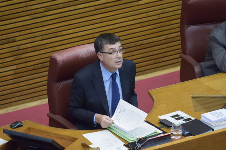 
Un juzgado de Madrid rechaza informar a Les Corts sobre el 'caso Crespo Gomar'