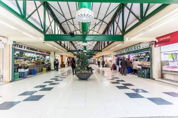 Los mercados municipales tienen futuro: 95% de adjudicaciones en el mercado de Castilla