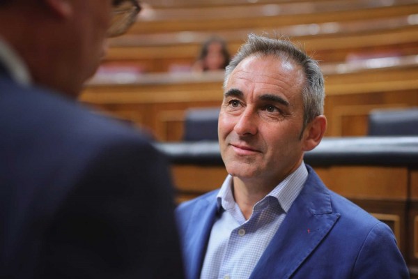 Barrachina destaca que sector agroalimentario de la Comunitat 