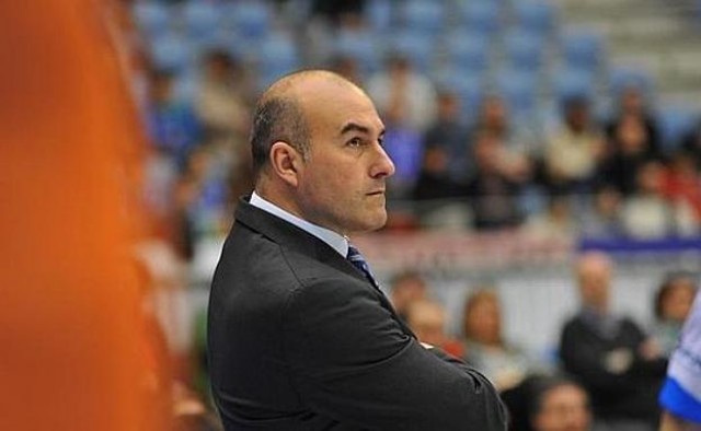 Ponsarnau pretende que el Valencia Basket dé un paso más en su juego ofensivo