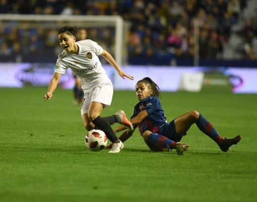 Levante y Valencia se vacían en un derbi intenso