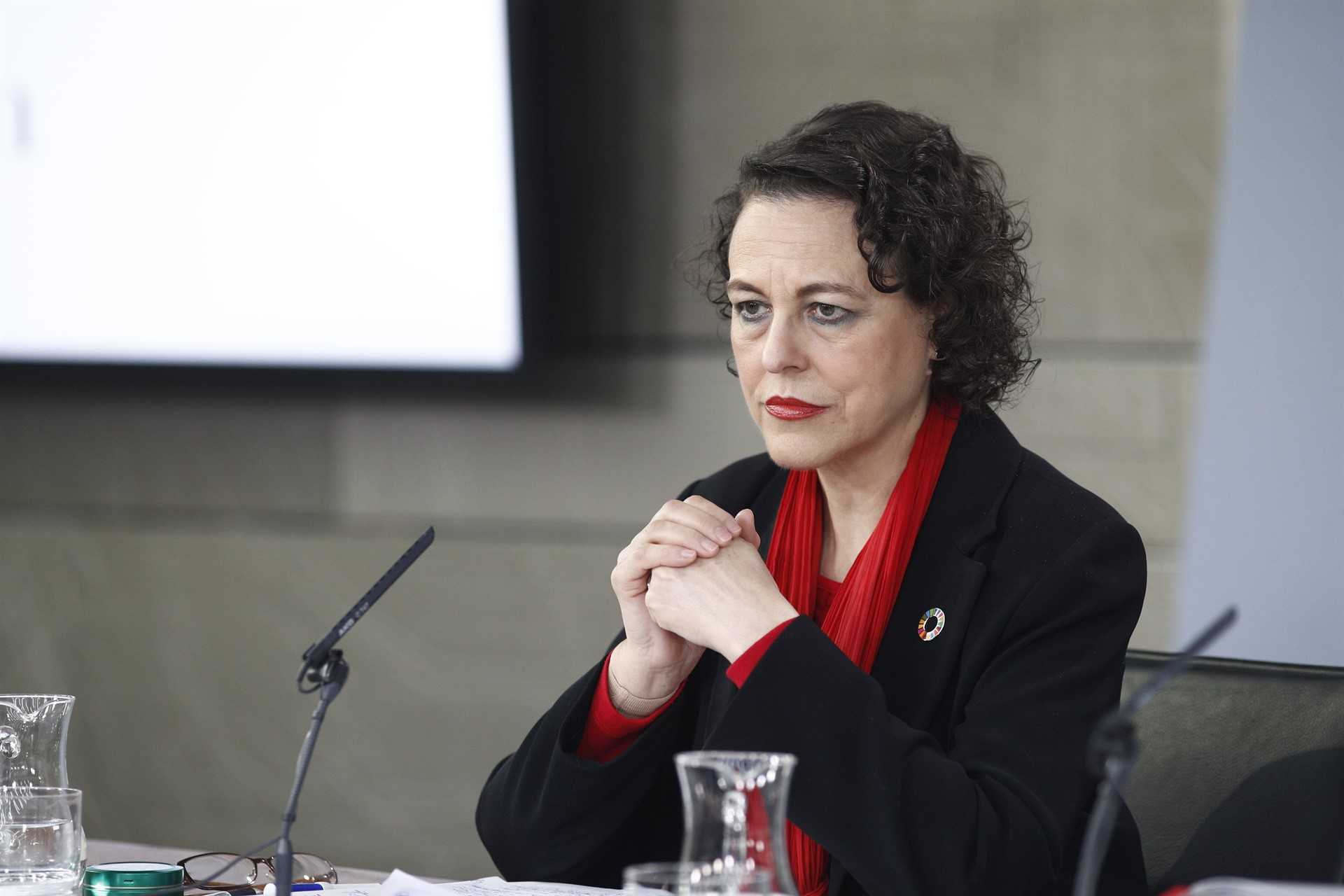 El Gobierno aprueba un plan de 2.000 millones para recortar 10 puntos la tasa de paro juvenil