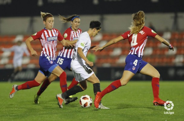 El Valencia cede ante un Atlético letal a balón parado