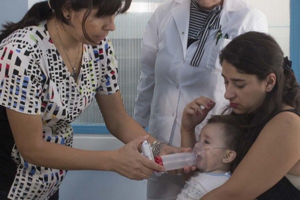Las urgencias por bronquiolitis en menores de dos años aumentan en un 60% durante el invierno