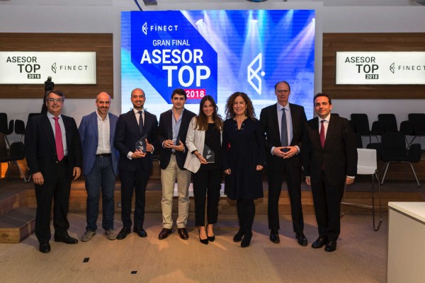 Borja Nieto, Laura Verdú y Carlos Gómez, vencedores en la primera edición de 'Asesor Top'