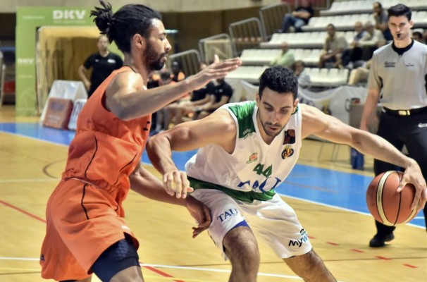 El Tau Castelló busca una victoria ante el Lleida que le aleje del fantasma del descenso