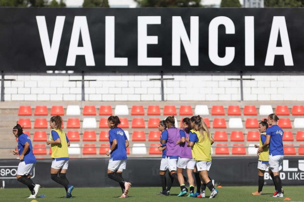 El Valencia Femenino recibe al líder en el peor momento