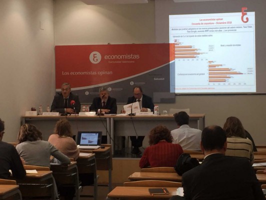 Los economistas de la Comunitat advierten de que el estancamiento económico puede empeorar