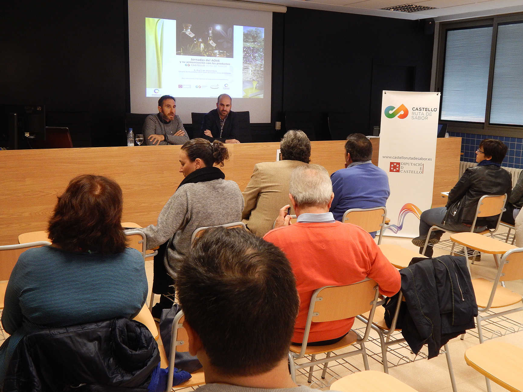 Diputación promociona la calidad del aceite entre expertos prescriptores para impulsar su consumo