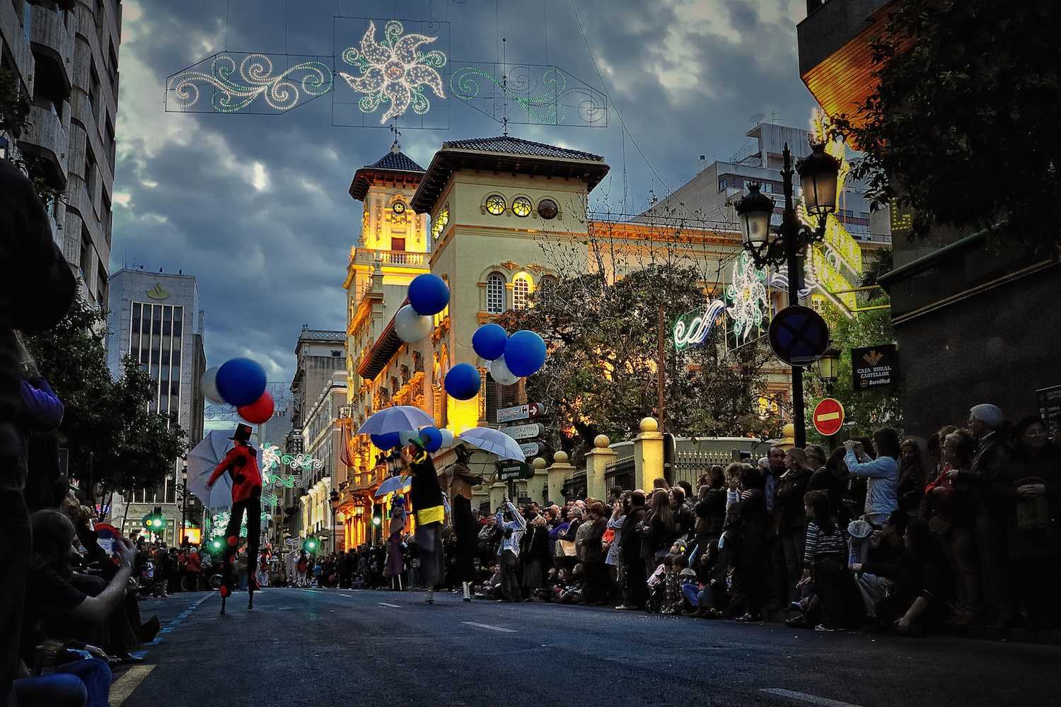 El Casino Antiguo se viste de navidad con talleres solidarios y conciertos a piano  