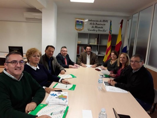 El debate del distrito escolar único en Alicante: ¿tendrá el PP mayoría para implantarlo?