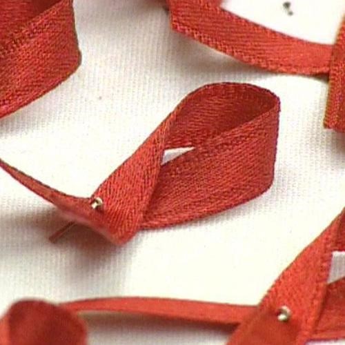 Sanidad registra 476 nuevos casos de infección por VIH en un año