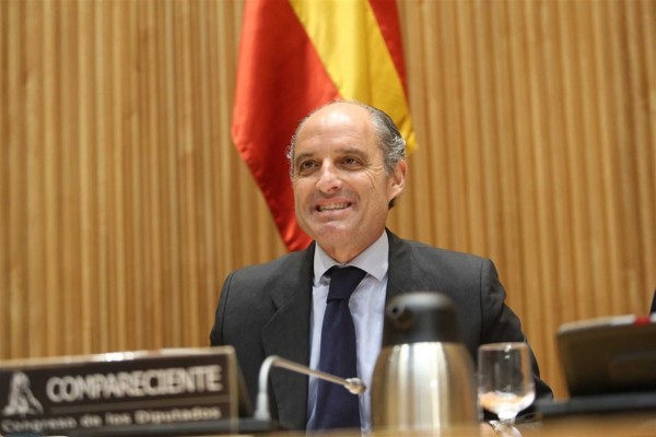 El juez pide a Anticorrupción que informe si debe investigar formalmente a Camps por Orange Market