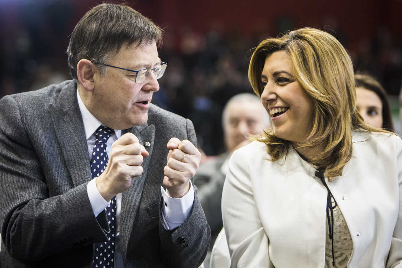 El presidente valenciano, Ximo Puig, y su homóloga andaluza, Susana Díaz, en un acto en Mislata. Foto: EVA MÁÑEZ - 