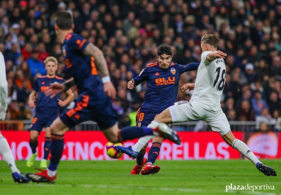 Se hace duro pensar que, a dos de diciembre, la única baza con la que cuenta el Valencia para volver a la Liga de Campeones sea la Europa League