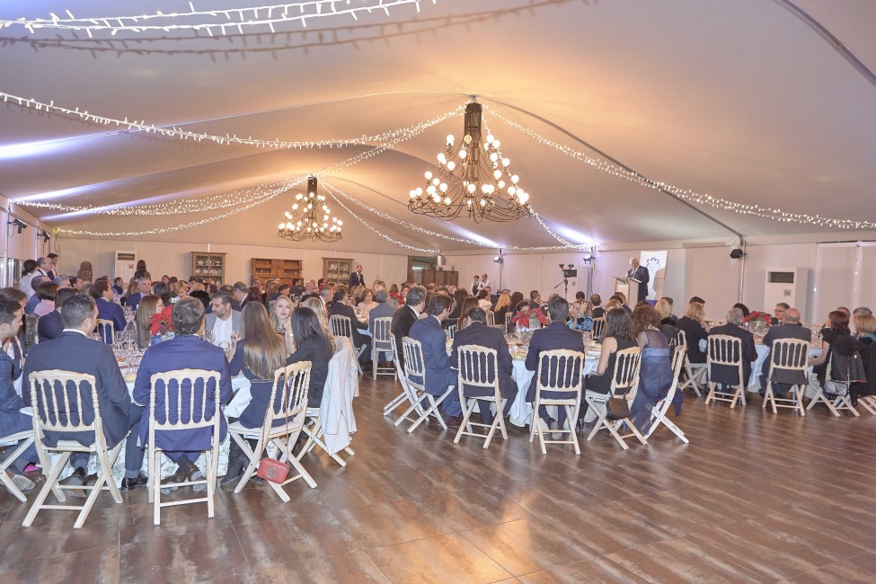 Un momento de la cena organizada por AEFA con motivo de la Navidad. - 