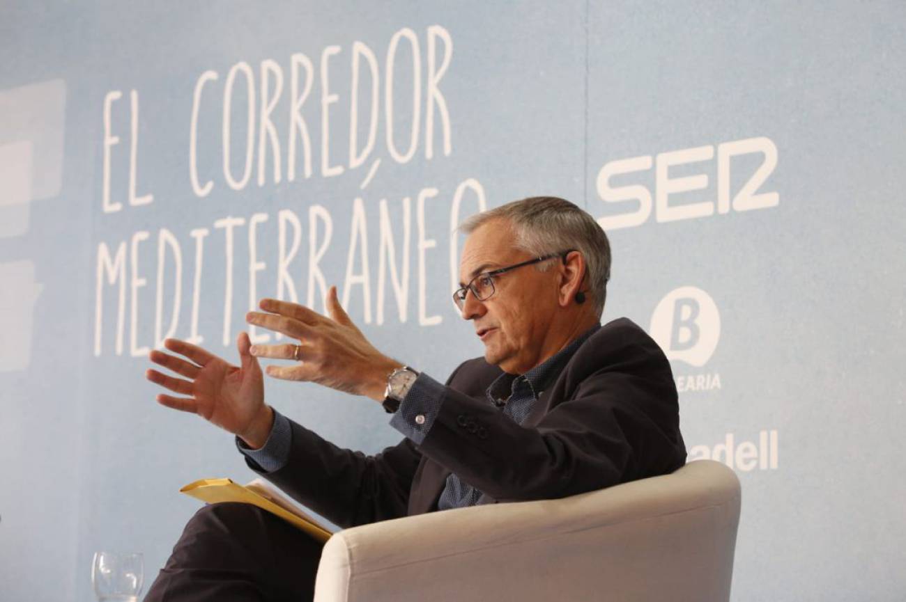 Boira asegura que Fomento trabaja en conectar el Puerto de Alicante con el Corredor Mediterráneo