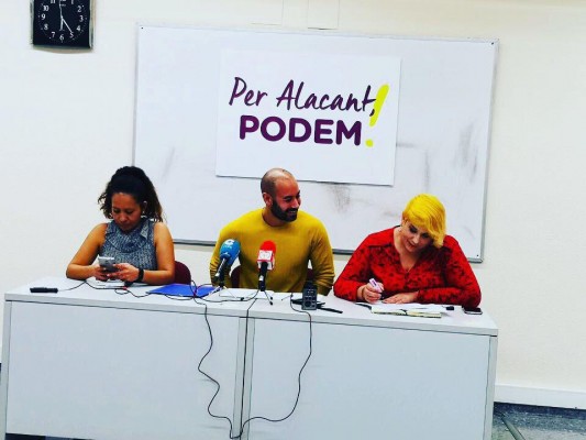Podemos fuerza la prórroga y gana tiempo para negociar la confluencia con EU