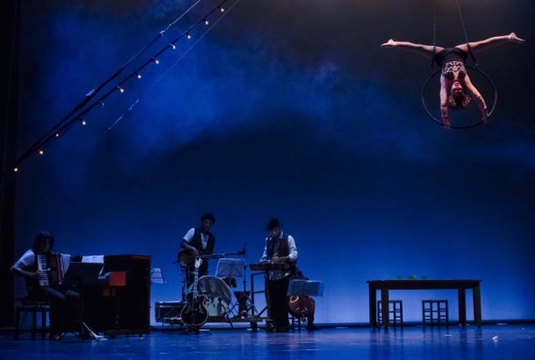El Circo Gran Fele, más lunático que nunca en su cita navideña en la Rambleta