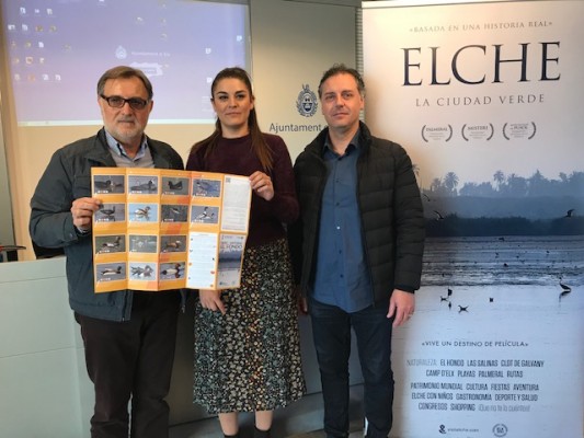 Visitelche edita una guía de El Hondo
para poner en valor su atractivo

turístico