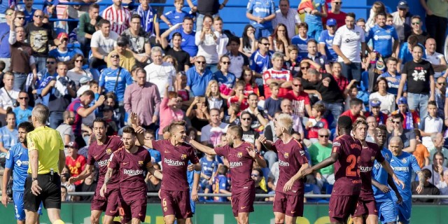Denis Suárez desatasca al Barcelona