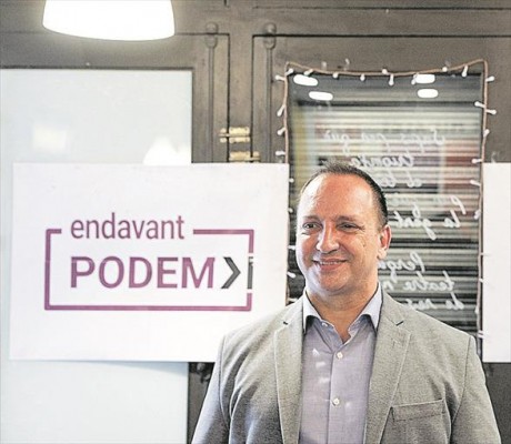 Martínez Dalmau gana las primarias de Podem y se convierte en candidato a la Generalitat