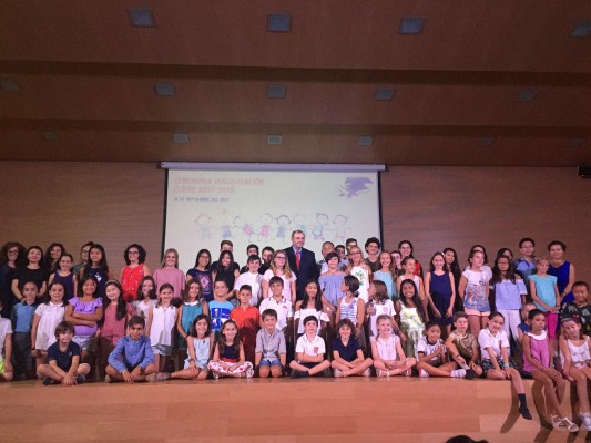 El chino, una opción cada vez más popular en la Universitat de València