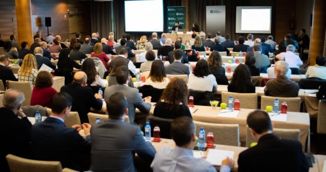Caixa Popular reúne a más de 150 clientes de banca privada en una jornada exclusiva sobre inversión 