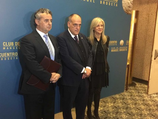 Tebas: 