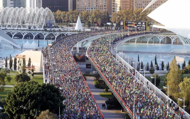 La “Fiesta del Maratón” involucra a toda la ciudad