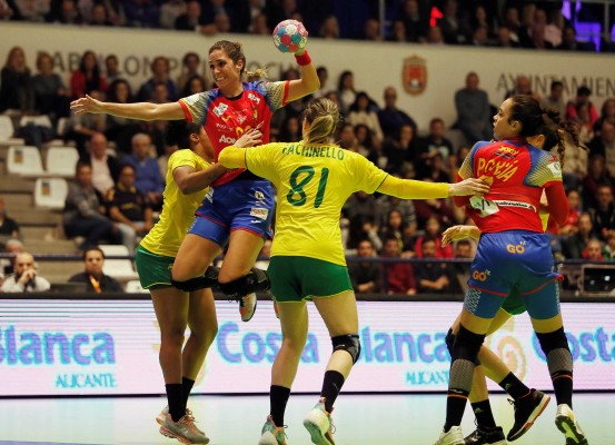 España conquista el Torneo Internacional de Alicante tras igualar con Brasil