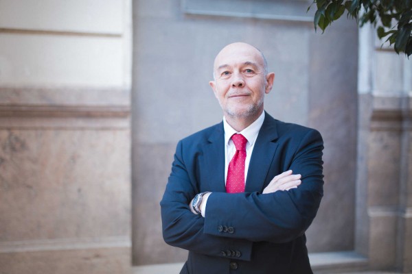 Héctor Paricio: 