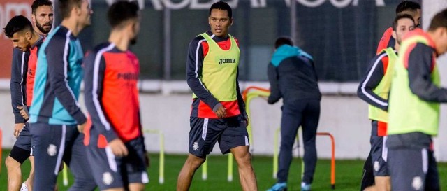 El Villarreal necesita ganar al Betis para alejarse del descenso
