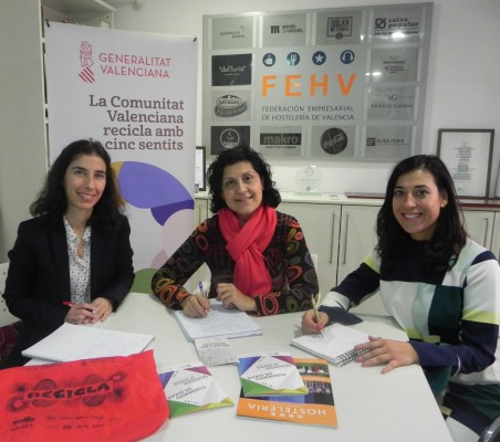 La FEHV y Recicla con los Cinco Sentidos se unen en el desarrollo de la educación ambiental