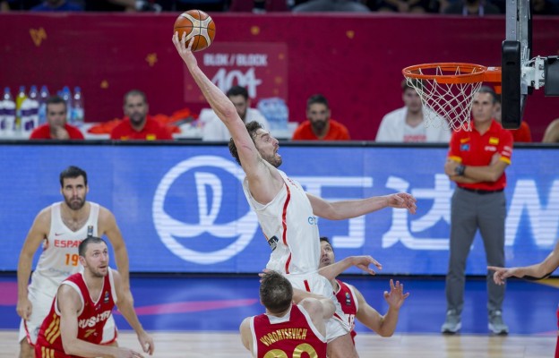 España supera a Rusia y se cuelga el bronce