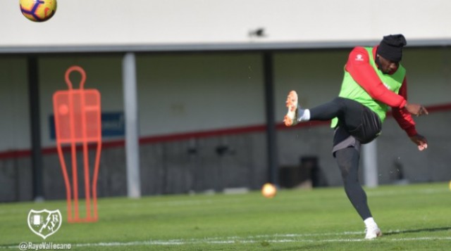 Míchel ya tiene elegida su convocatoria para Mestalla