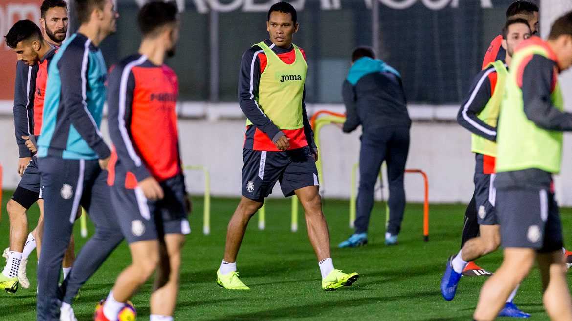 Bacca y Bonera reciben el alta médica y podrían jugar ante el Betis